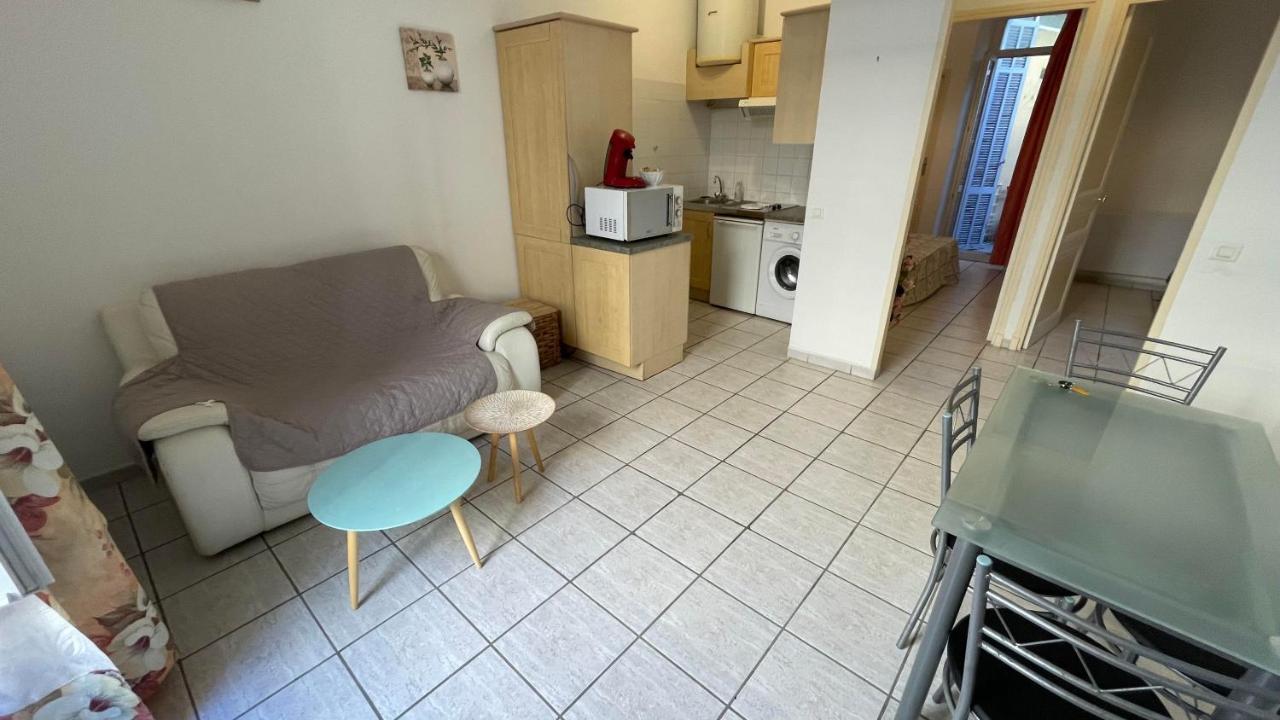 Modest One Bedroom * Cannes